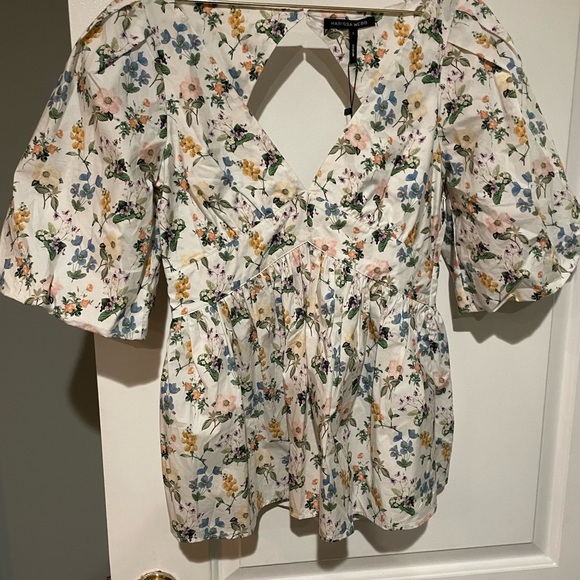 New! Marissa Webb Griffin Botanical Floral Open Back Blouse 🌼Small NWT! - Picture 8 of 11